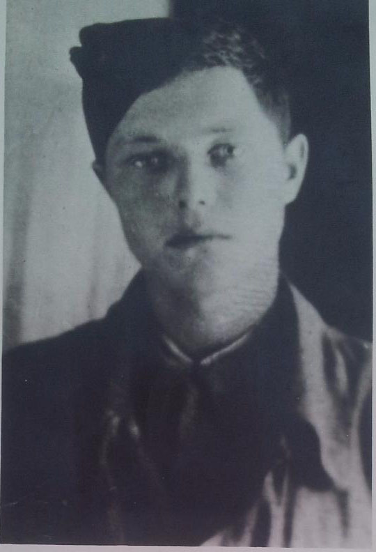 Лушников Иван Петрович 1913 г. р. Лушников Иван Петрович 1913